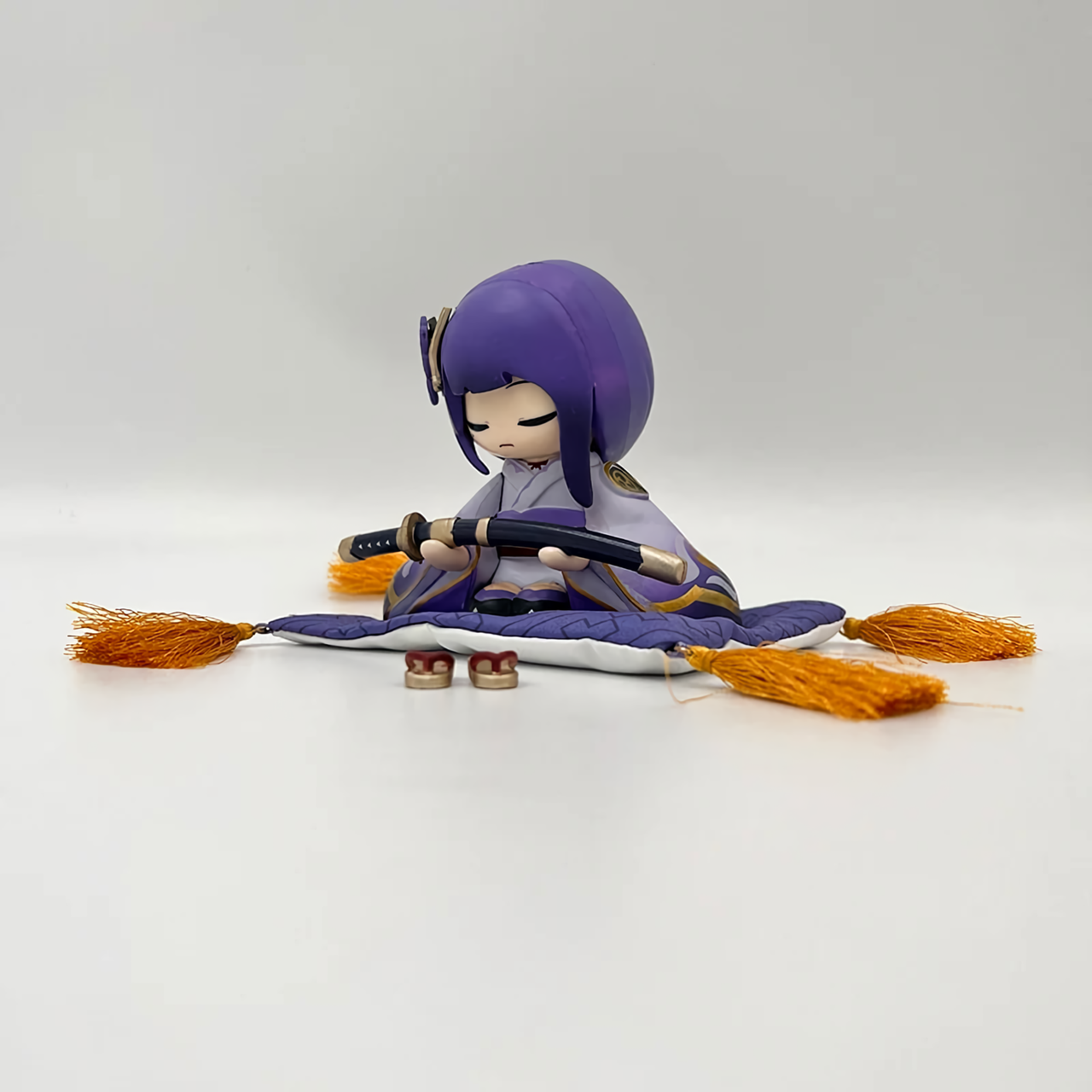 Raiden Shogun Chibi Sword Holder - Genshin 10CM | PVC Figurine | 3D Painted Model